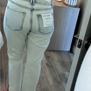 Good American Classic Side Slit Jeans size 8